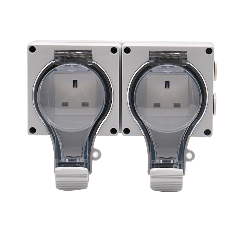 New IP66 waterproof socket two-position British style