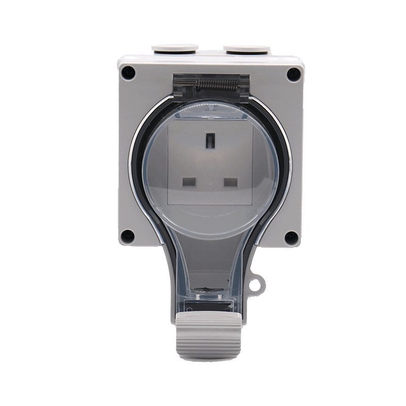 New IP66 waterproof socket one-position British style